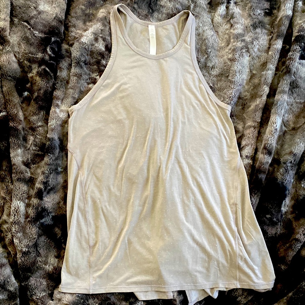 Lululemon workout top